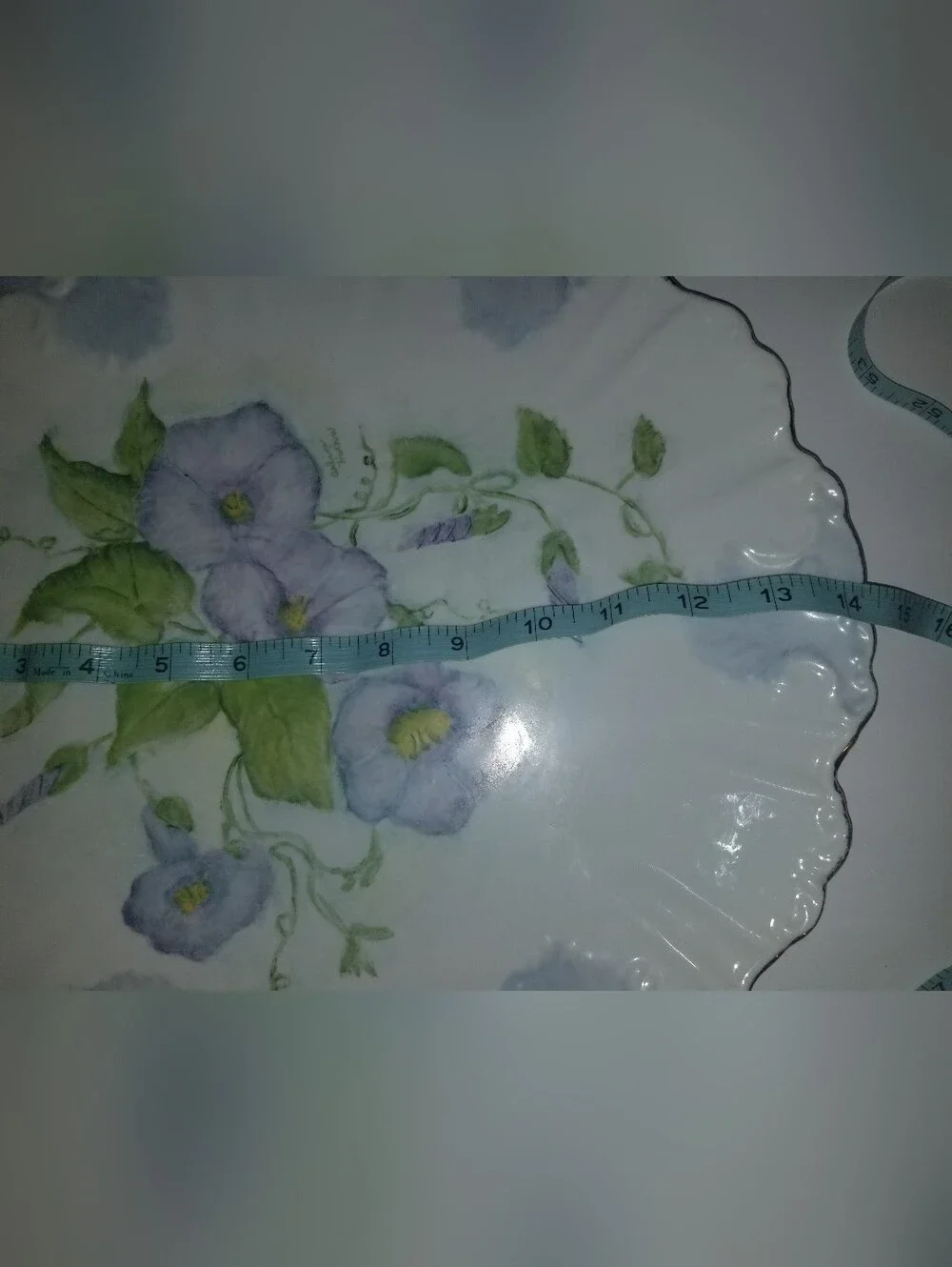 N/A elegant porcelain